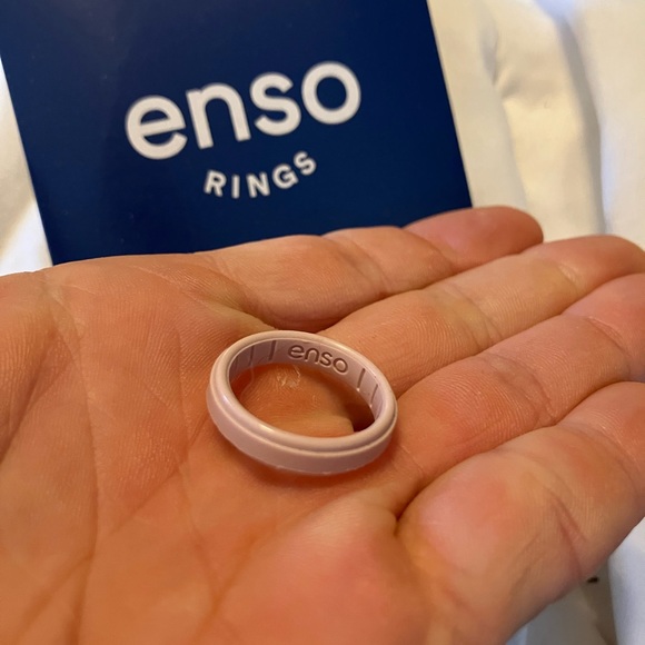 Enso pink Sand thin Silicone Ring - Picture 5 of 8